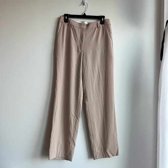 NWT✨ Aritzia Babaton - New Command Pants (Humus Beige) - Picture 4 of 12